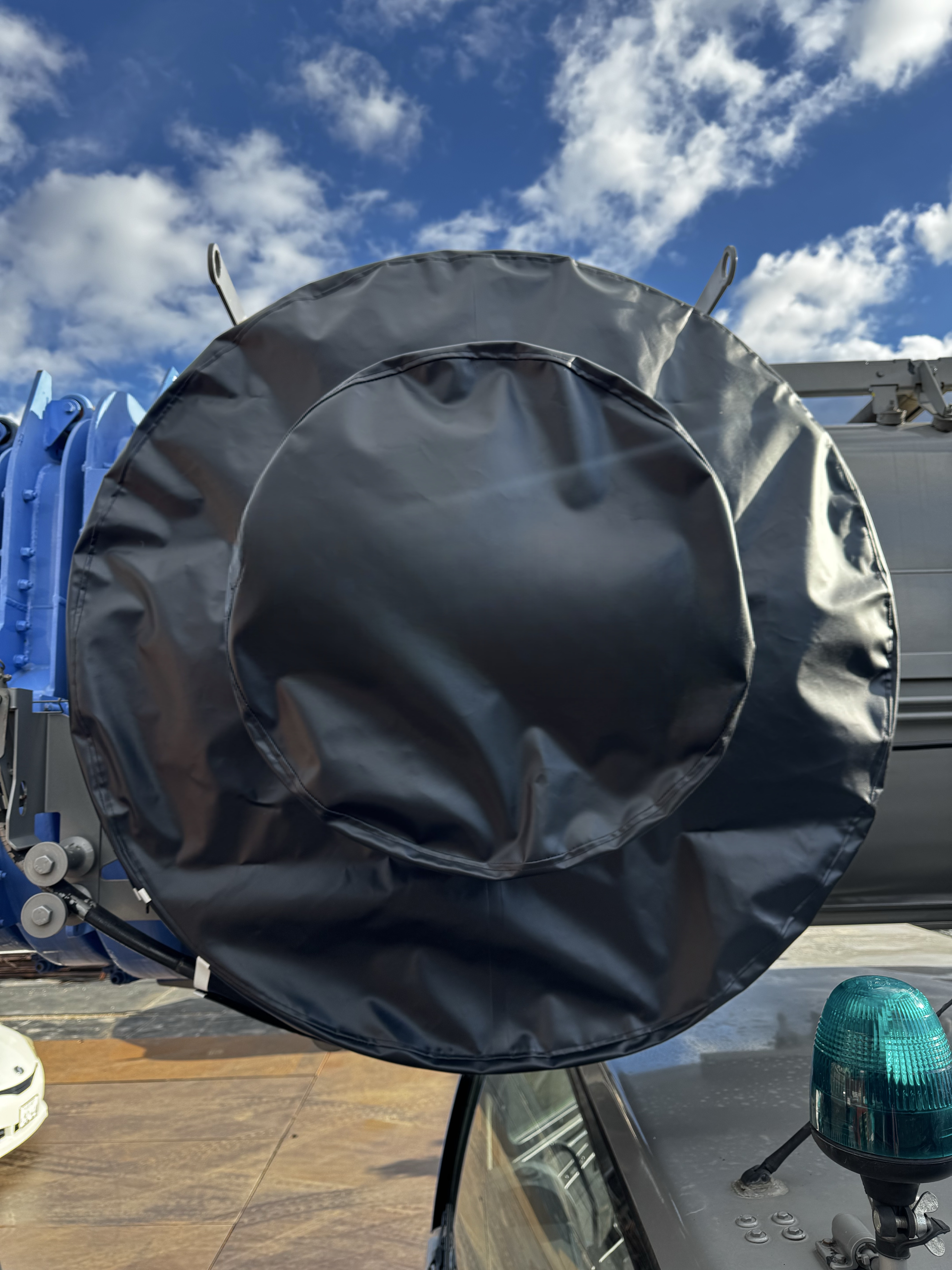 LIEBHERR LTM1120 NZ ホースリールカバー【ロゴ印刷無し】